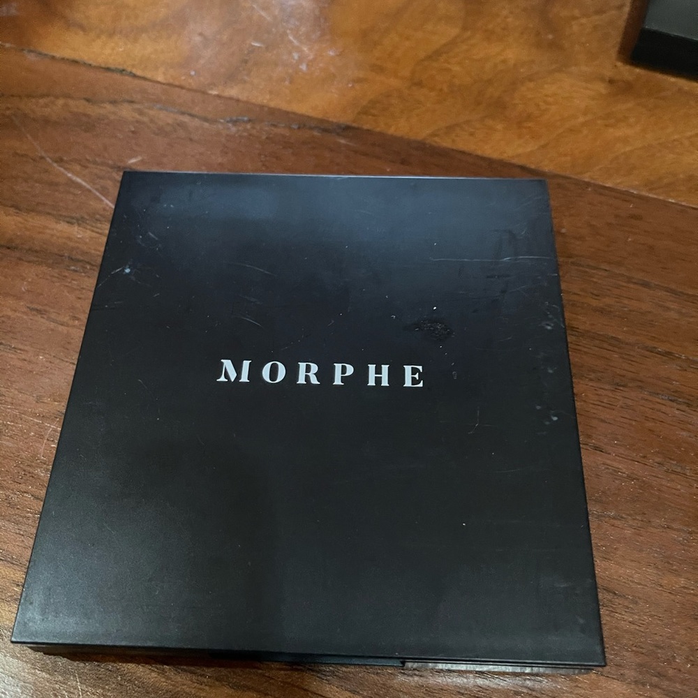 Morphe eyeshadow palette